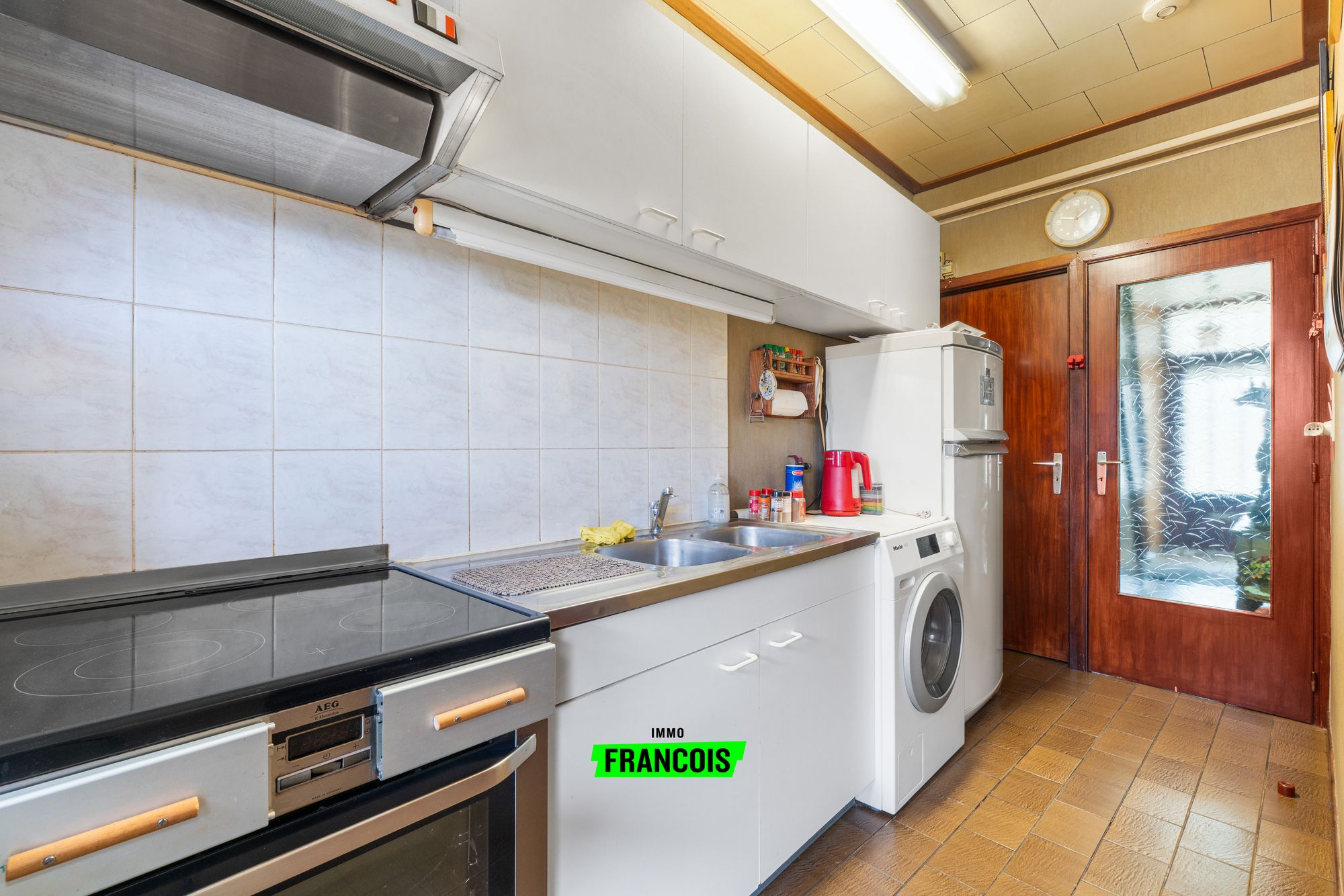 Rijwoning met potentieel en ruim bijgebouw te koop in Boekhoute - foto 5