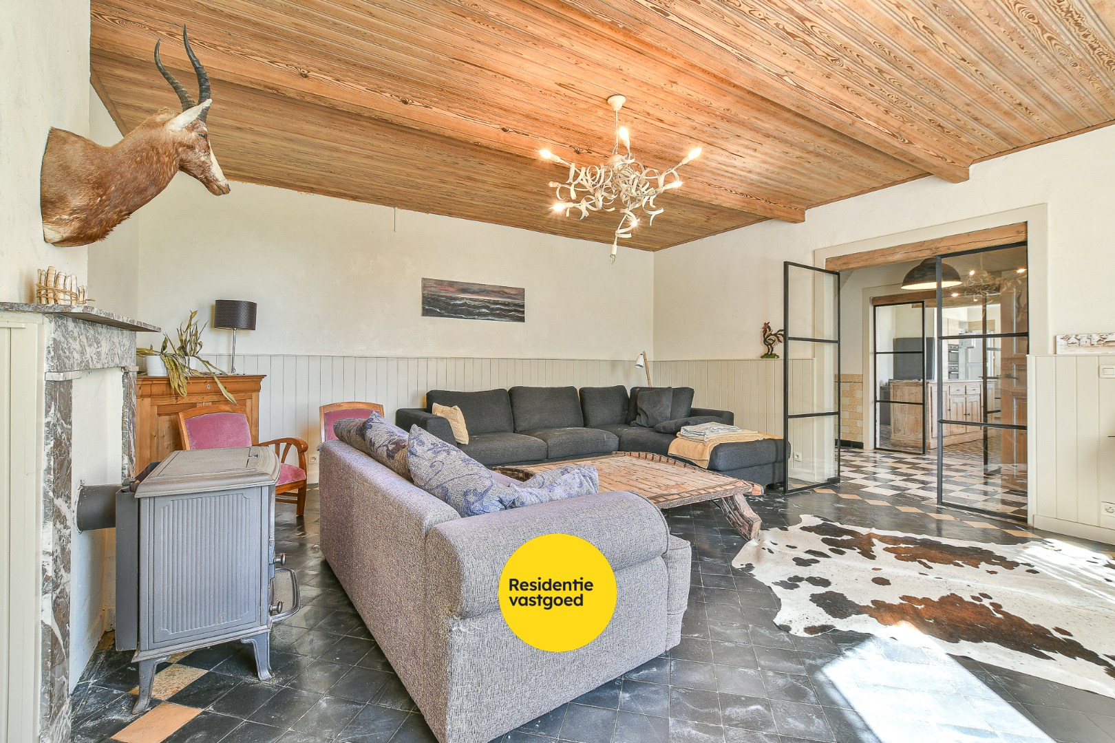 Authentieke hoeve met bouwland, stallen en bijgebouwen op unieke landelijke ligging tussen De Haan en Nieuwmunster - foto 4
