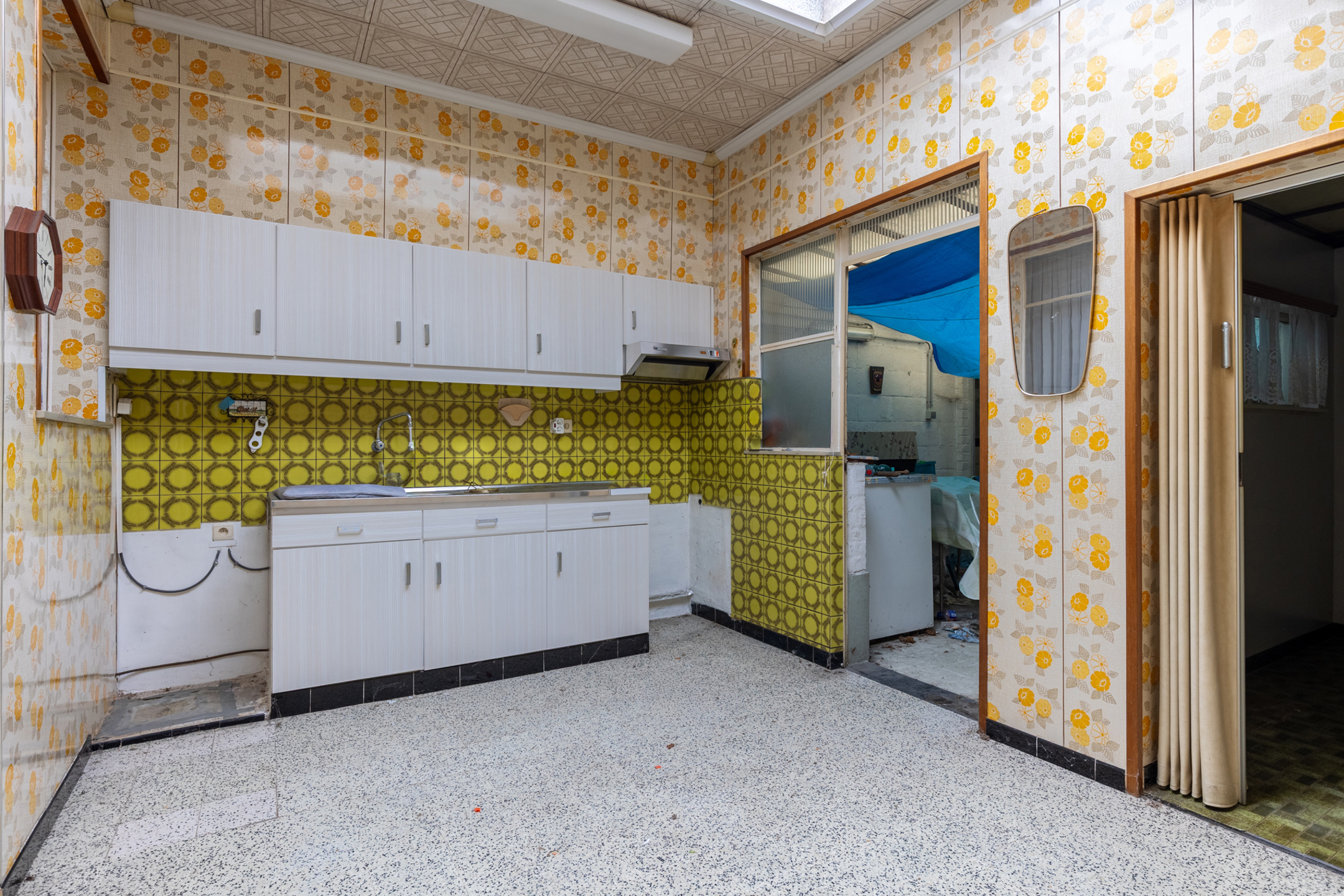 Op te knappen 3 slaapkamer woning + tuin in hartje Rumbeke - foto 5