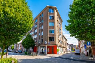 Bijzonder aangenaam 3-slaapkamer appartement. Praktisch gelegen tussen Vrijbroekpark en Vaart, vlakbij winkels en openbaar vervoer, op...
