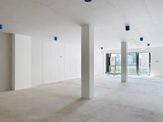 Ontdek dit commercieel gelijkvloers handelspand met een oppervlakte van +/- 130 m², ideaal gelegen nabij het centrum van Herenthout.Dankzij de...