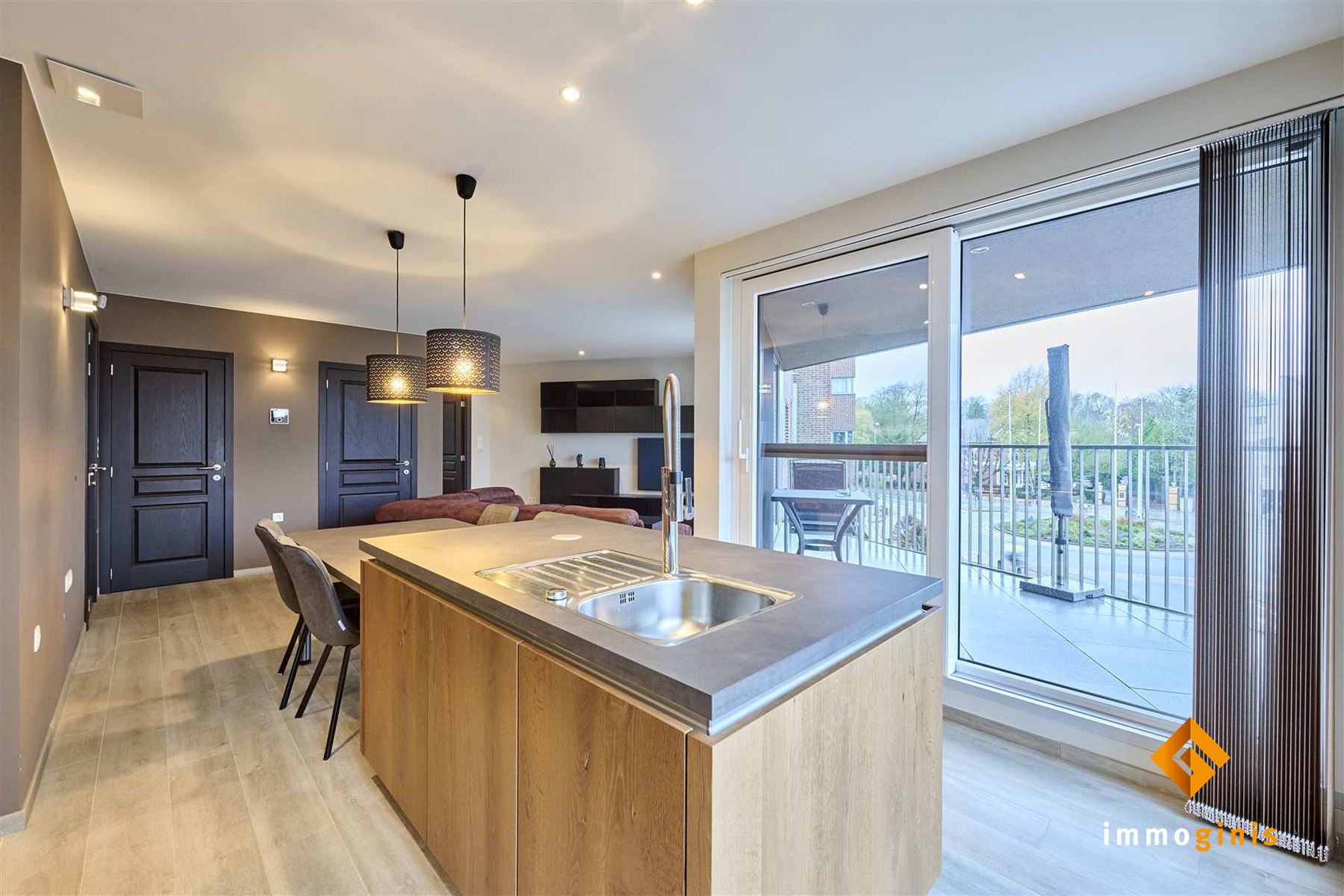 Instapklaar 1- slaapkamerappartement op 2e verdieping in het centrum van Lommel! - foto 5