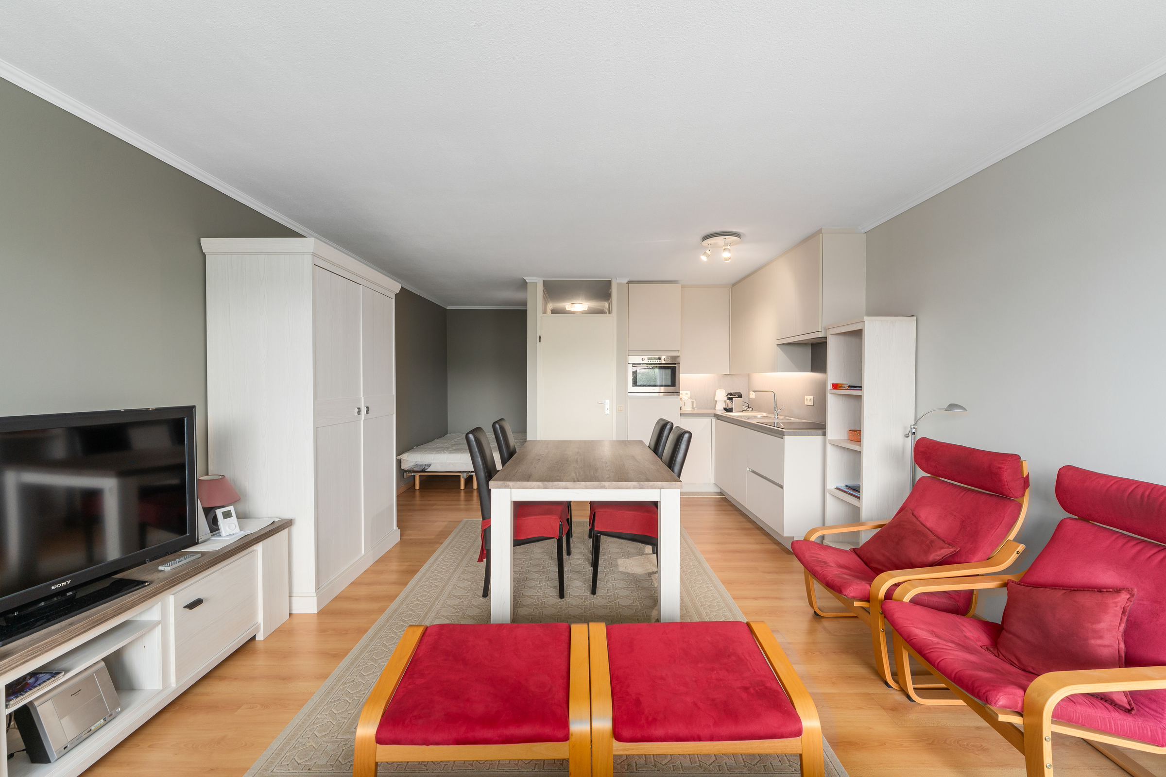 Gerenoveerde studio met ruim terras in Nieuwpoort! - foto 2