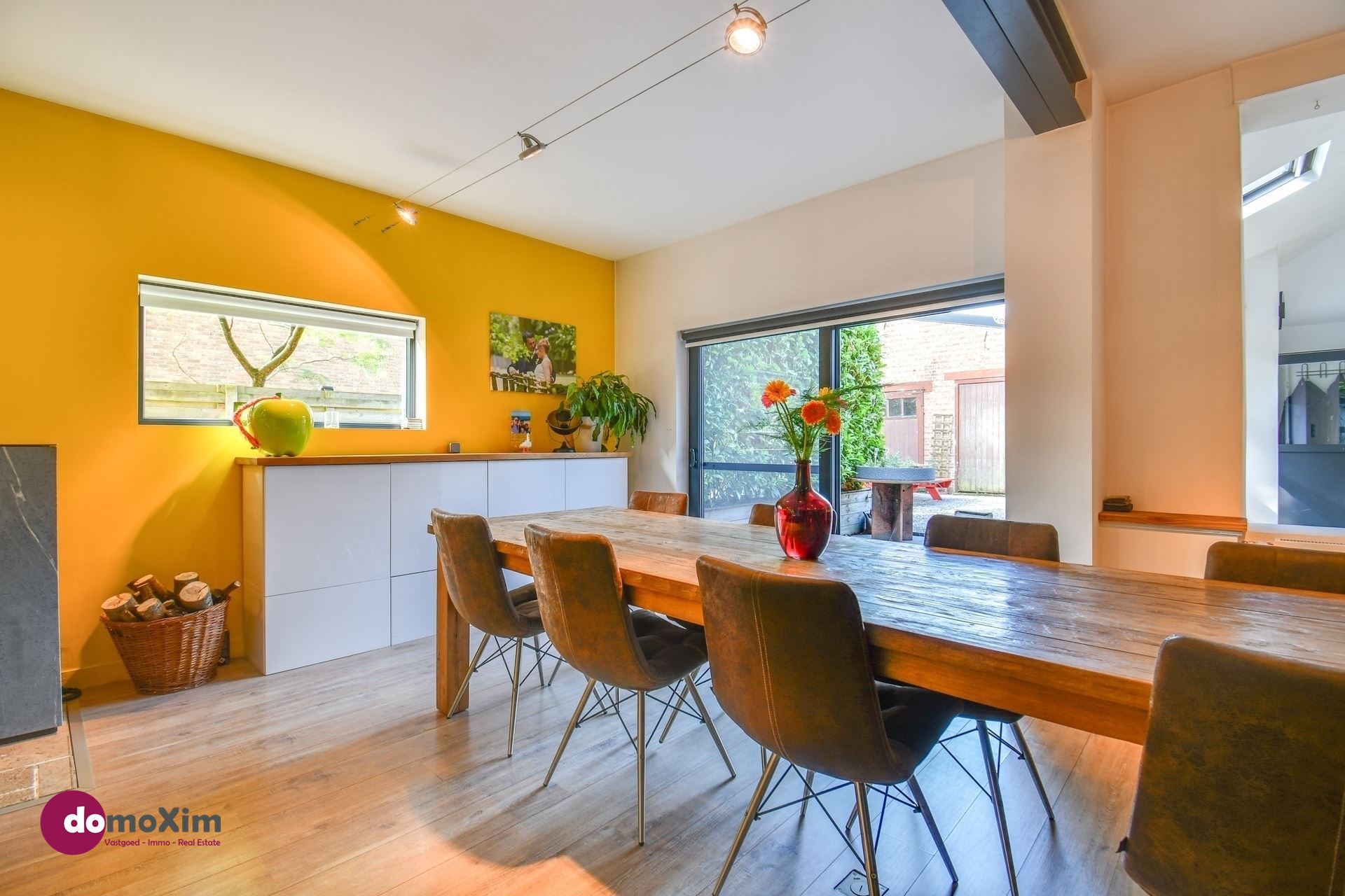 Instapklare woning met ruime hangar nabij het centrum van Hever - foto 4