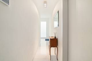 Te koop: modern halfopen huis in het centrum van Zaventem, op korte afstand van invalswegen.Deze recente woning (bouwjaar 2021) combineert...