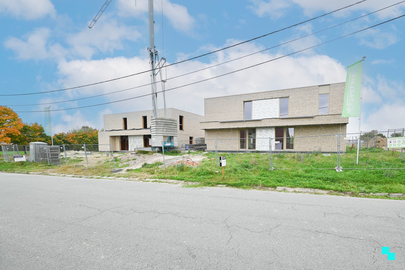 Halfopen nieuwbouwwoning met landelijke verzichten - photo 4