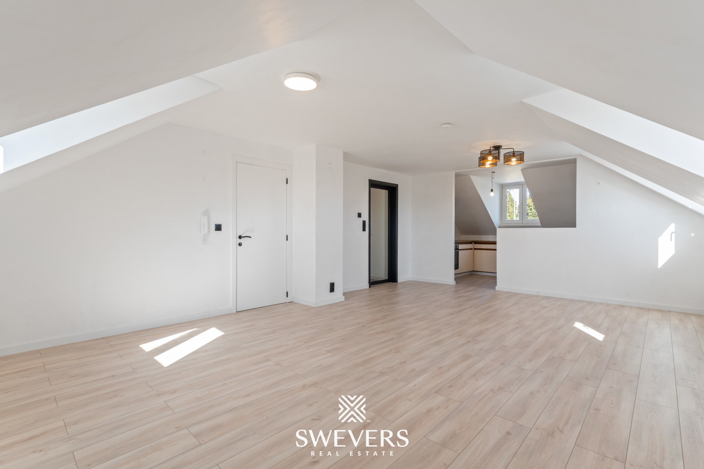 Instapklaar appartement met 2 slaapkamers en garagebox in Koersel - foto 4