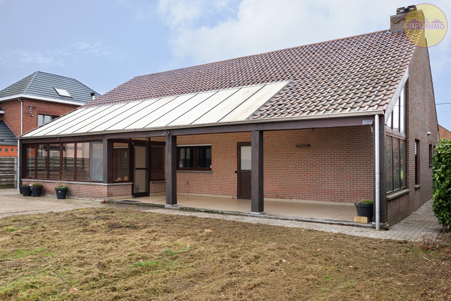 Open bebouwing met ruim bijgebouw op een perceel van 1.100 m² in Geel - foto 3