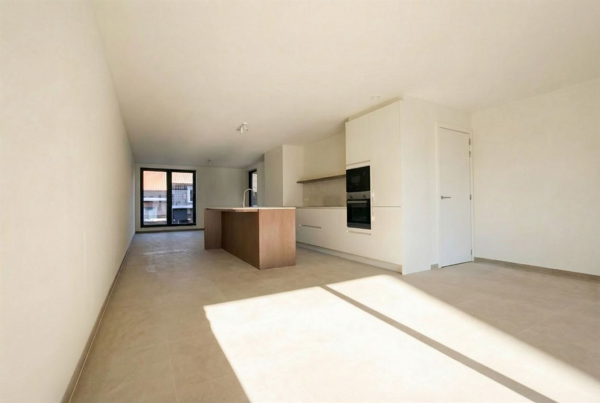 Appartement met 3 slaapkamers en twee terrassen - foto 3