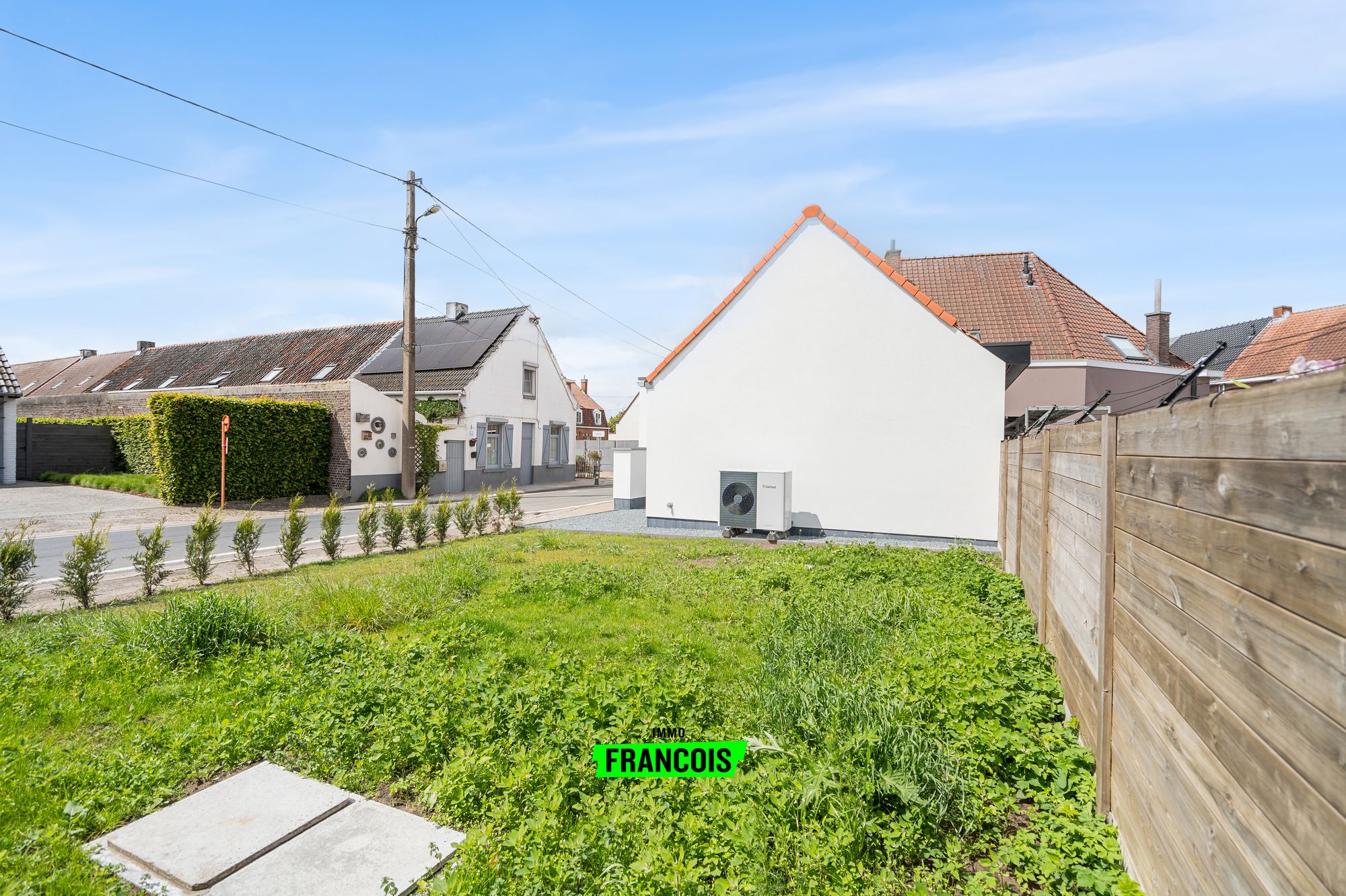 Instapklare moderne en uiterst energiezuinige woning in Lievegem - foto 4