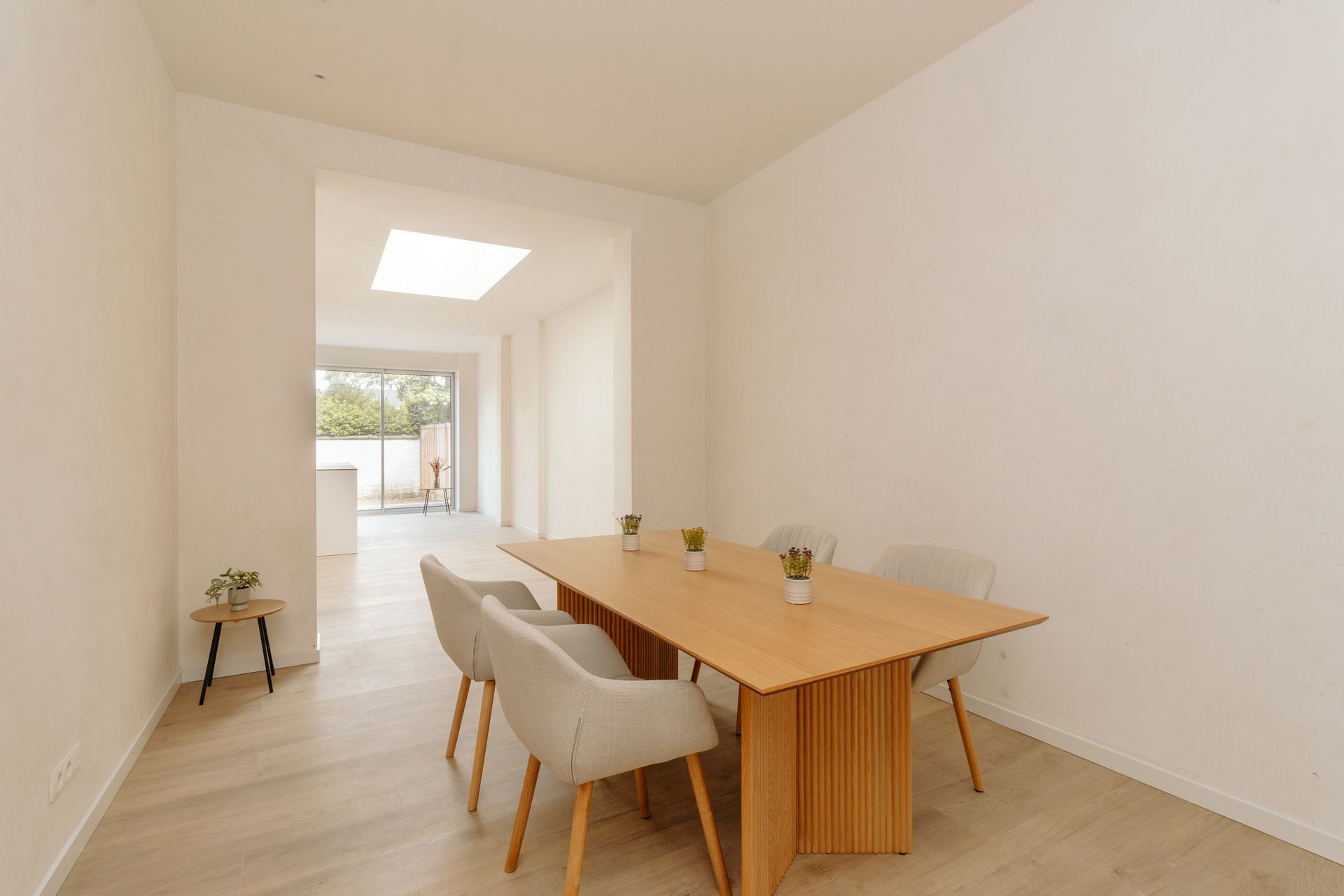 Prachtig gerenoveerde woning met 3 slaapkamers en tuin - foto 4