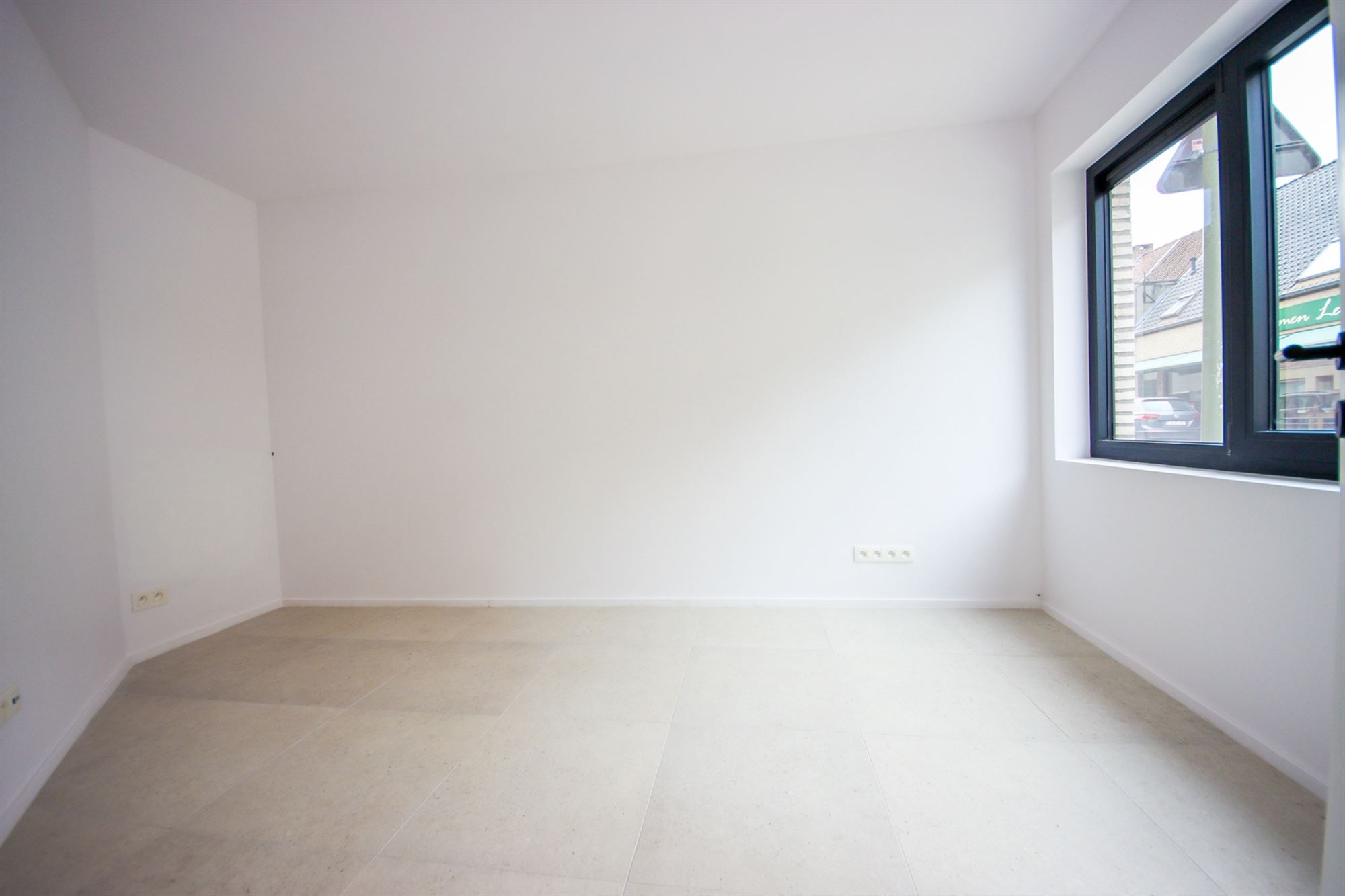 Commercieel gelegen kantoor of praktijkruimte. - foto 4