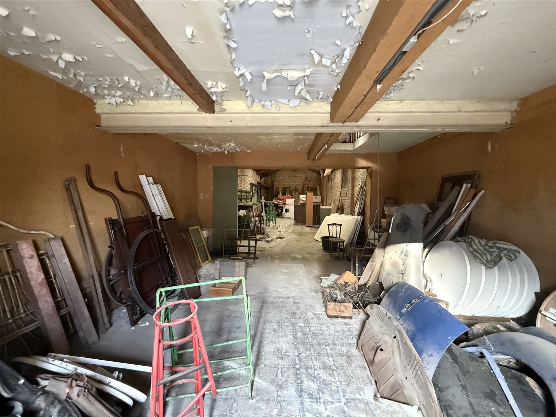 Ruime bergplaats met ontwikkelingspotentieel in het centrum van Merchtem - foto 4