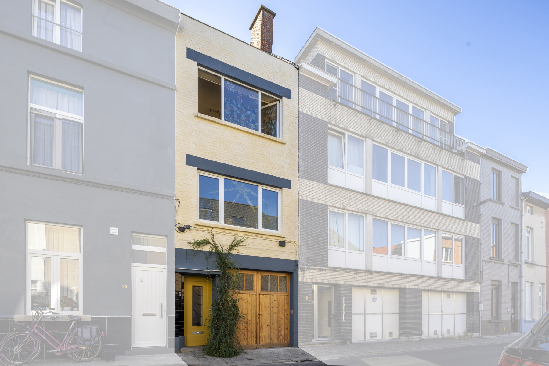 Ruime woning met 4 slpks, hobbyruimte en fietsgarage in Gent - foto 1