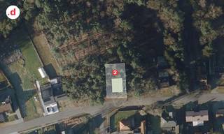 <br />In de Kruisstraat in Houthalen-Helchteren bieden we vier nieuwe bouwgronden aan voor open en halfopen bebouwing, gelegen in een groene en rustige woonomgeving.<br /><br />De centrale ligging zorgt ervoor dat je vlot toegang hebt tot winkels, scholen, openbaar vervoer en belangrijke invalswegen richting Hasselt, Genk en de E314. Hier woon je in alle rust, zonder in te boeten op bereikbaarheid.<br /><br />De percelen zijn bouwrijp en te koop zonder bouwverplichting, zodat je vrij bent om te bouwen op jouw tempo en volgens jouw plannen.<br /><br />De verkoop is nu gestart – grijp deze kans om jouw woonproject te realiseren in Houthalen-Helchteren. 