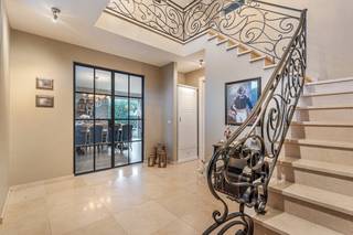 This stylish vicarage villa, built in 2010, is located on a beautiful corner plot of 1,022 m² in a quiet and residential area in Zonhoven. With...