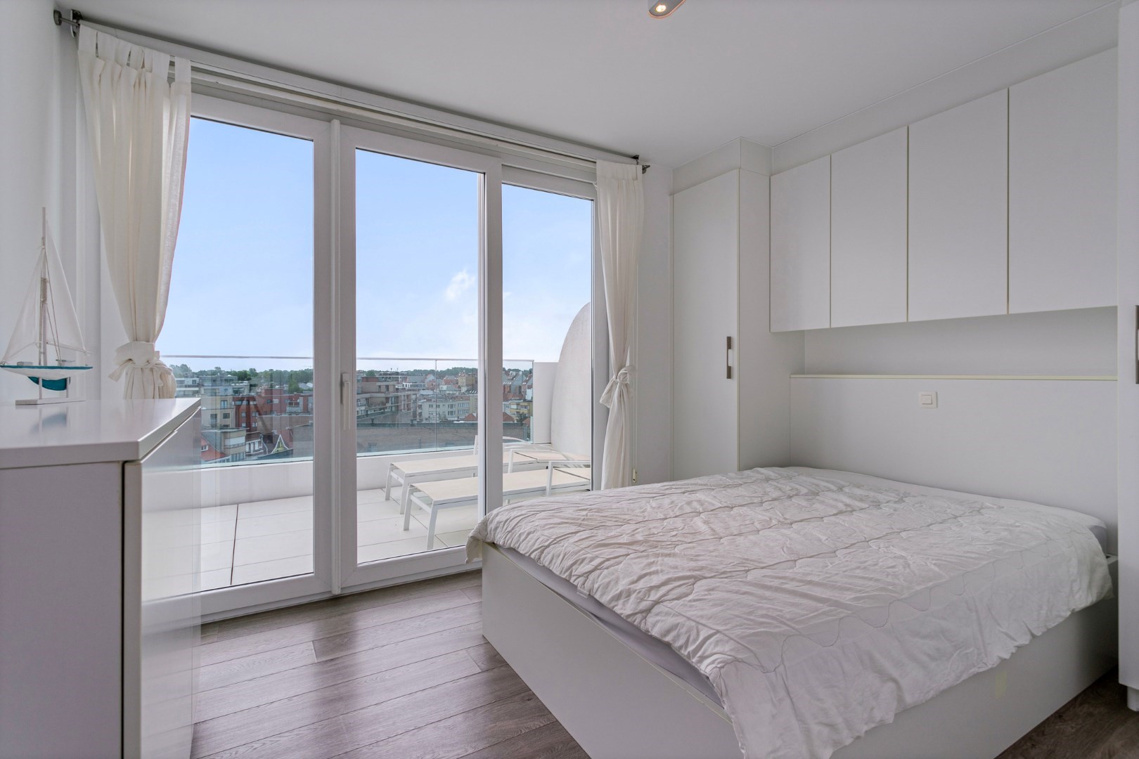 Recente penthouse met zongerichte terrassen - foto 3