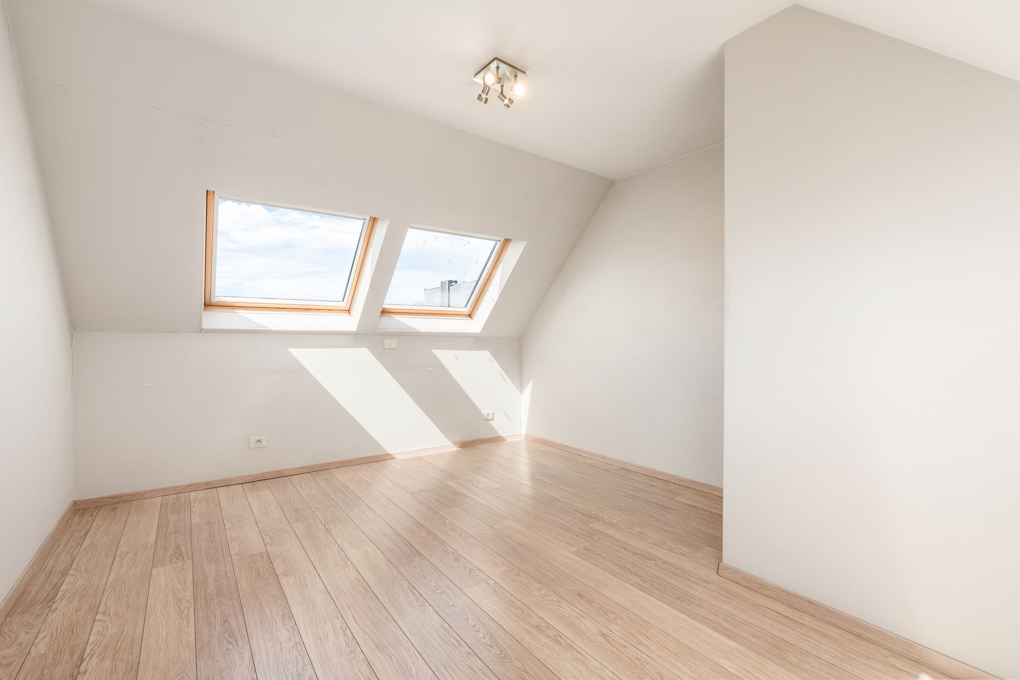 Apartment for sale in Ostend with 1 bedroom - photo 4