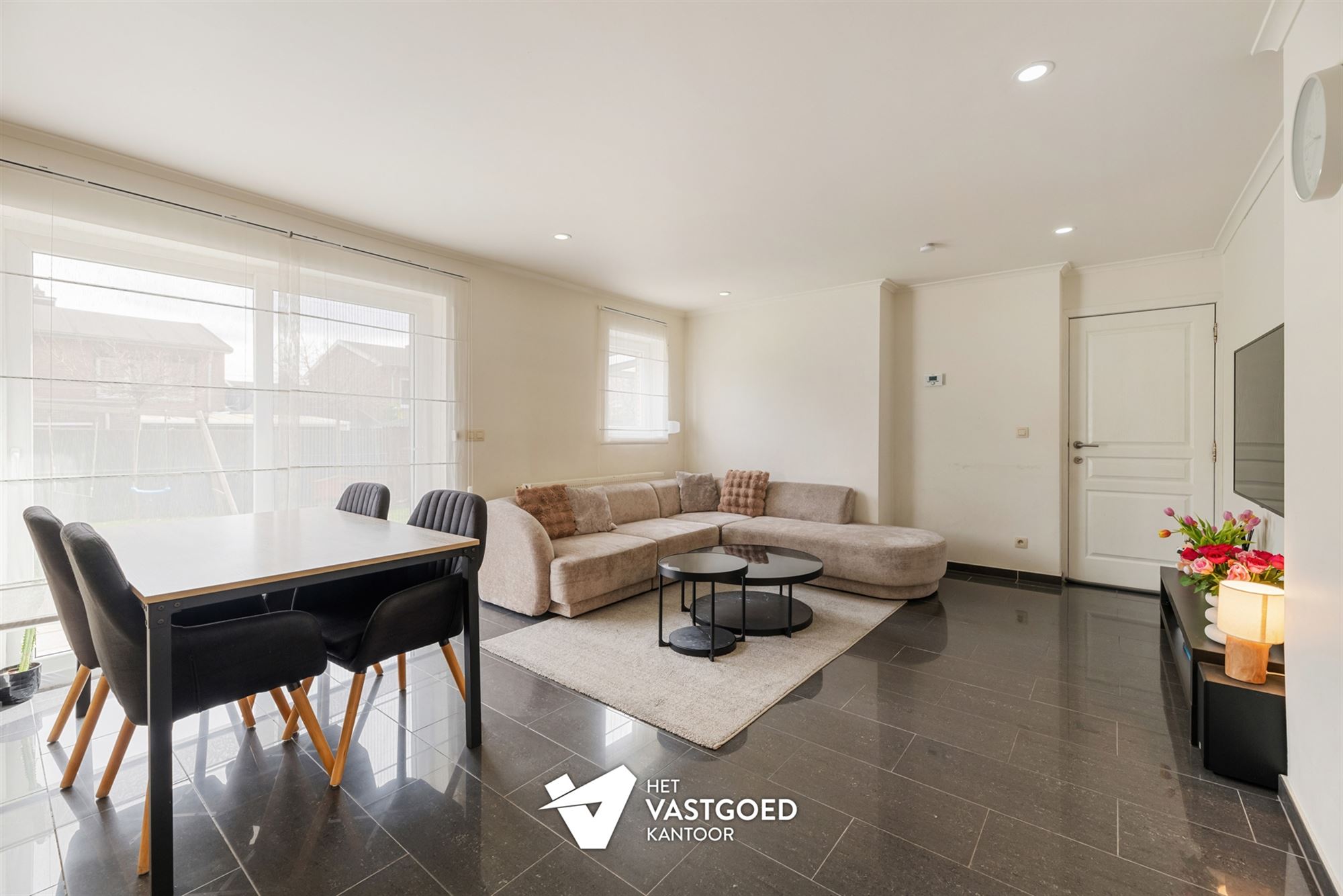 GERENOVEERDE WONING MET 3 SLAAPKAMERS EN GEZELLIGE STADSTUIN IN HEUSDEN CENTRUM - foto 4