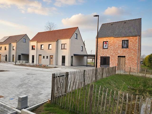 Project te koop in Oostkamp