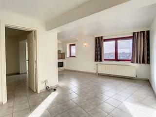 Appartement te huur in GeraardsbergenBen je op zoek naar een instapklaar appartement? Dan is dit prachtige appartement precies wat je zoekt!Dit...