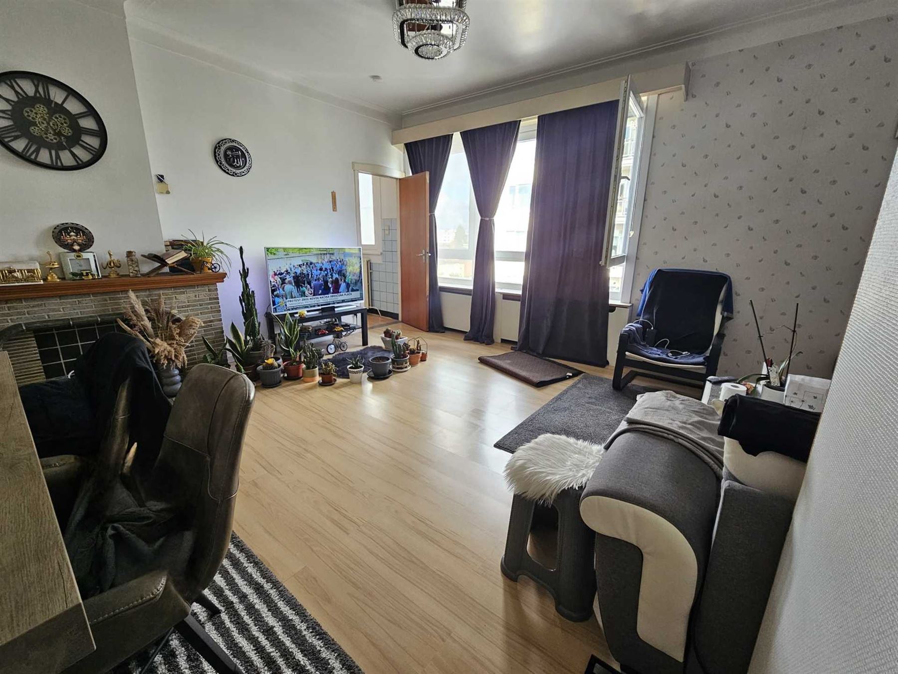 Appartement met 2 slaapkamers. - foto 3