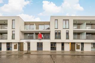 Apartment for rent in Stabroek