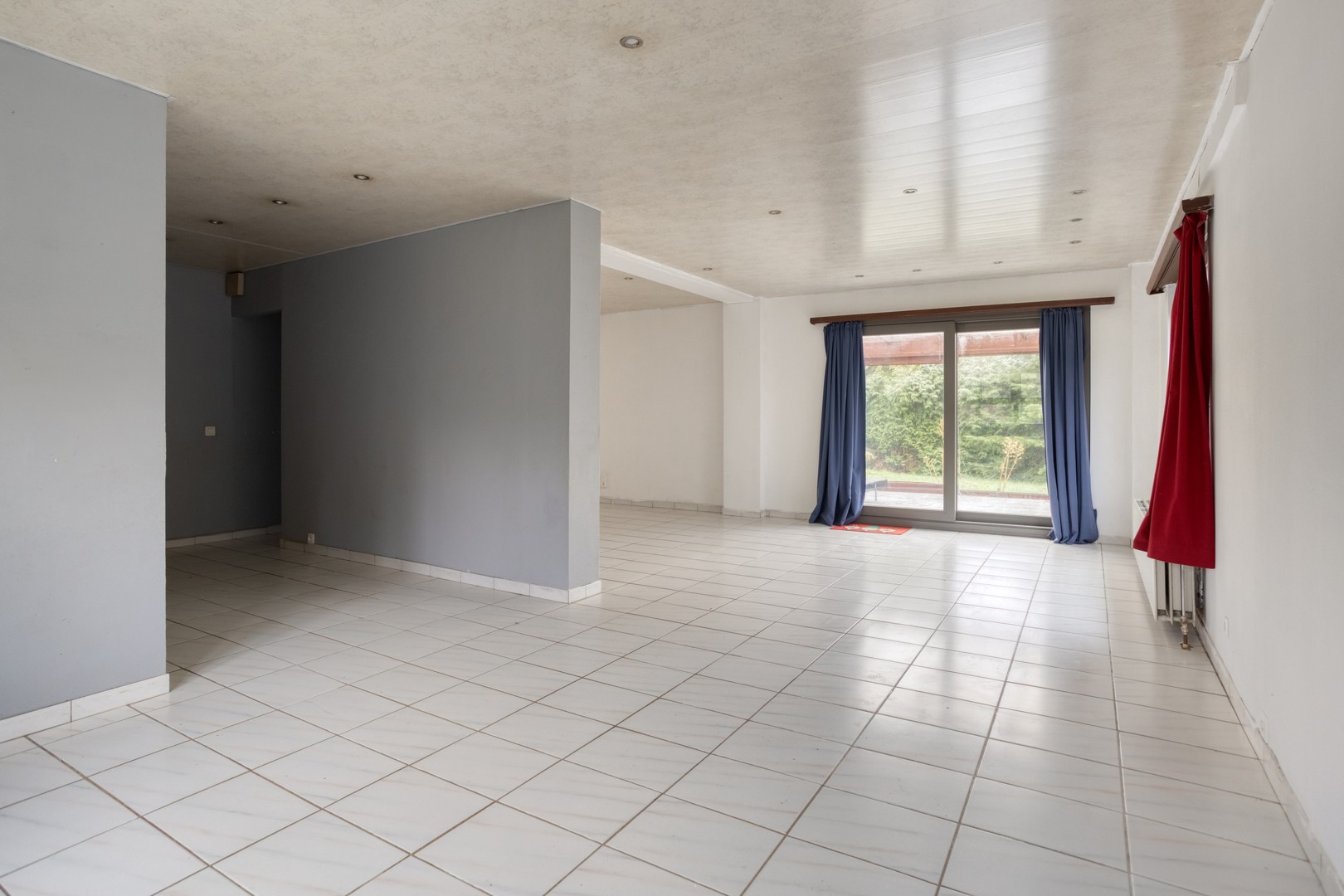 Op te frissen woning met veel potentieel - foto 3