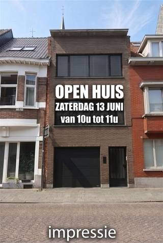 OPEN HUIS ZATERDAG 13 JUNI van 10u tot 11u ! Deze zeer centraal gelegen étagewoning heeft o.a. als grote troef de aanwezigheid van de grote garage...