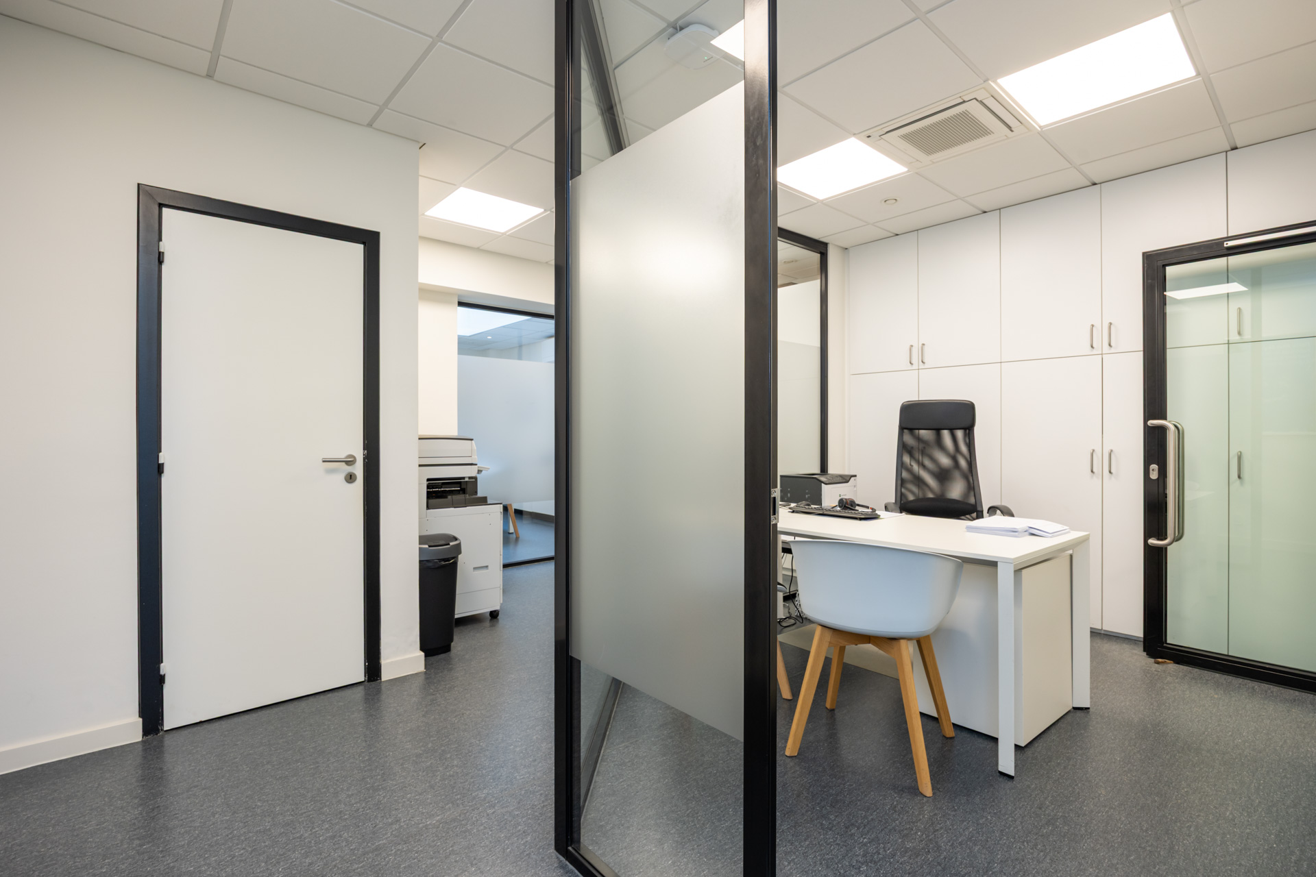 Commercial for sale in Wilrijk with 3 bedrooms - photo 4