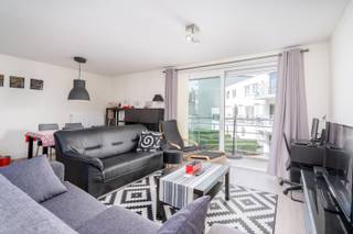 Tot rust komen in een Residentie met zicht op binnentuinen. Deze zeer ruime studio biedt u dit allemaal aan en dit in de nabijheid van de zeedijk...