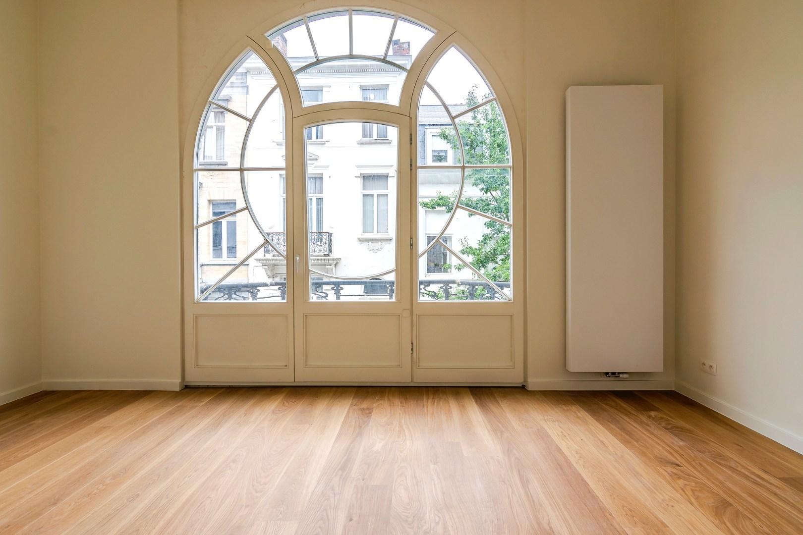 Uniek en luxueus appartement in prachtig gebouw op Zurenborg - foto 5