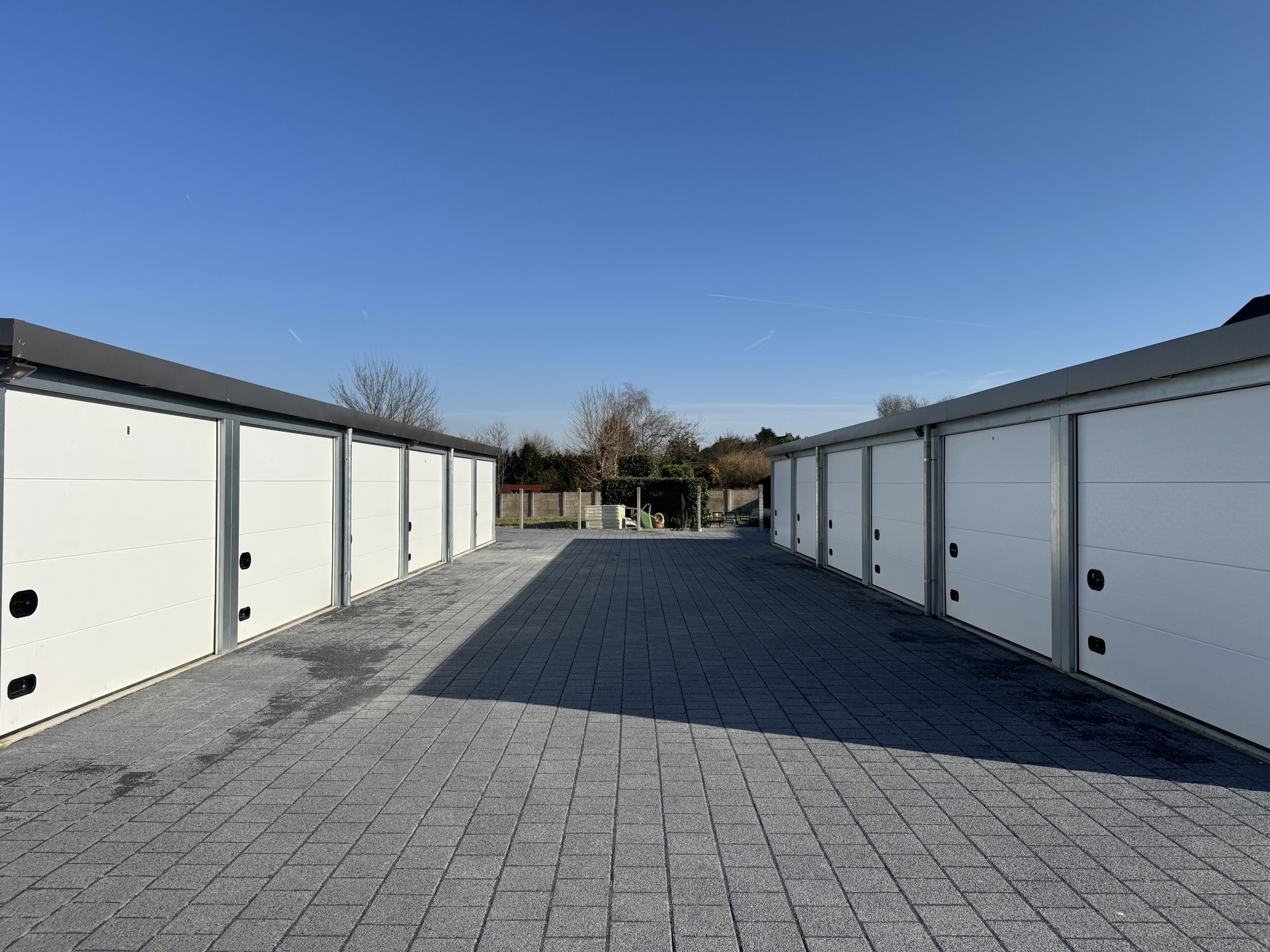 Garage te koop in Meerbeke - foto 1