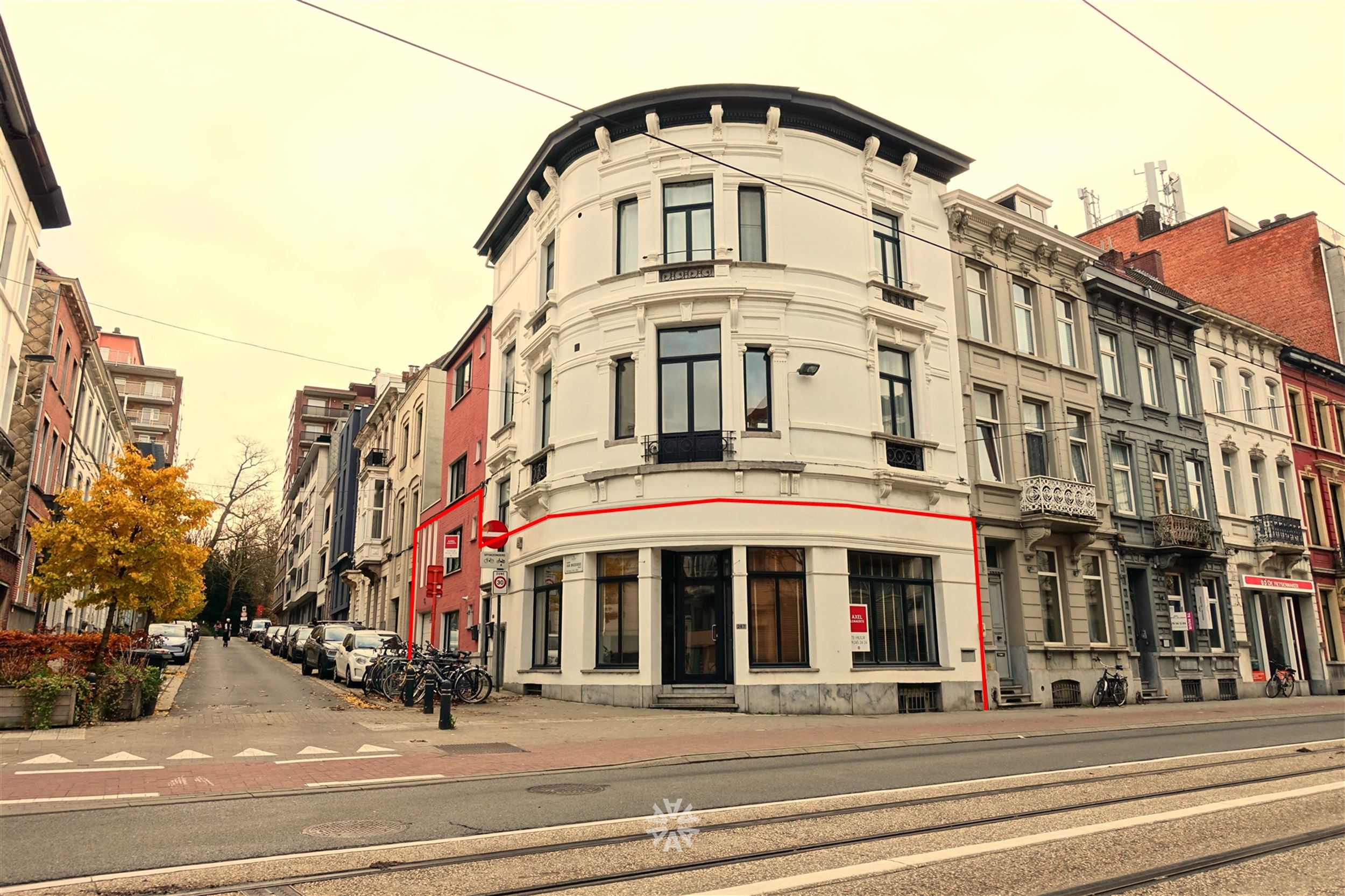 Commercieel handelspand / kantoor te huur op centrale locatie in Gent - foto 1