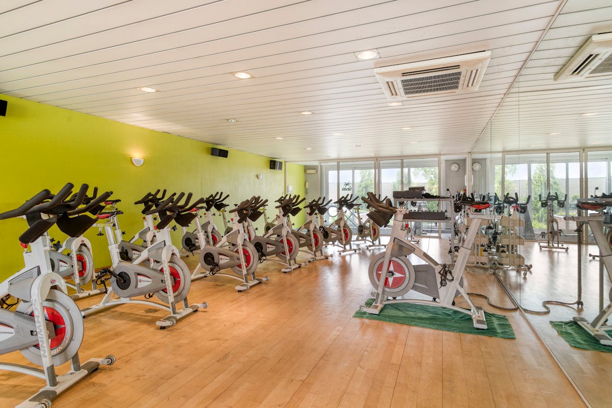 Sports center with home for sale in Roeselare - photo 2