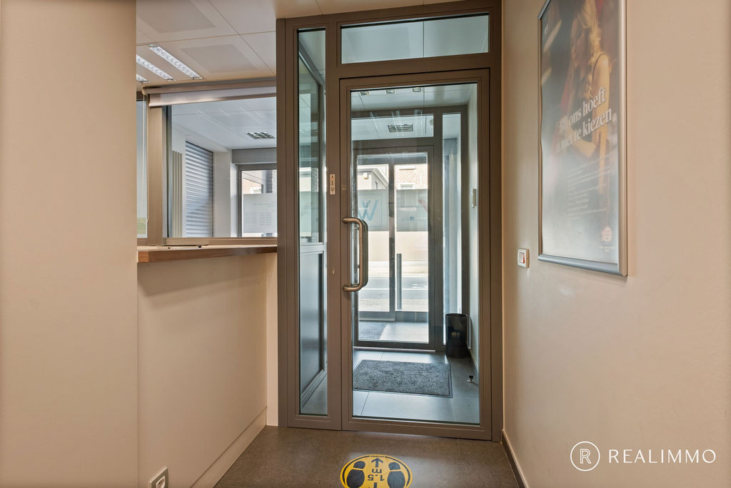 Handelspand te koop in centrum Tiegem - foto 4