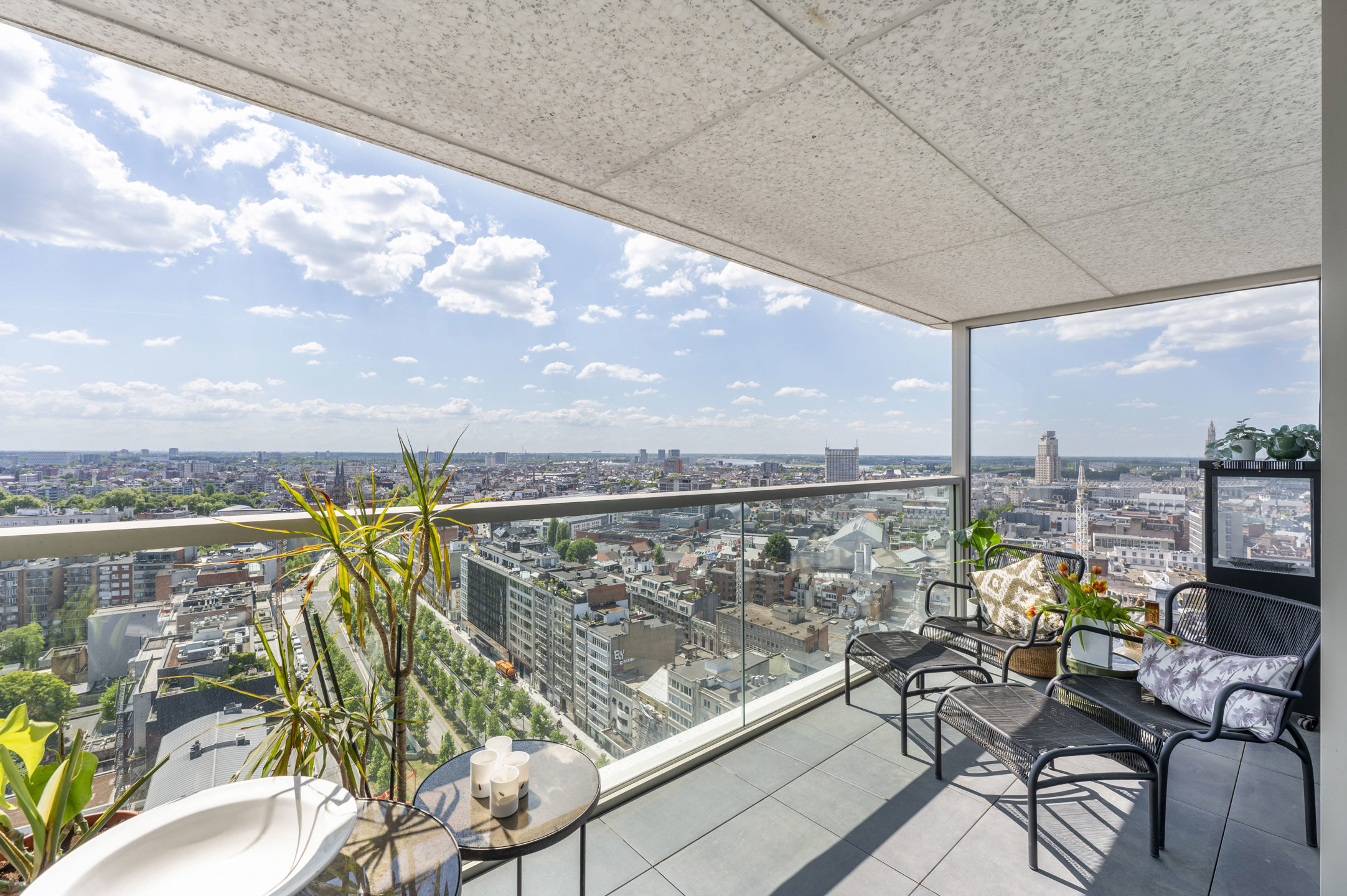 Apartment for sale in Antwerp with 1 bedroom - photo 1