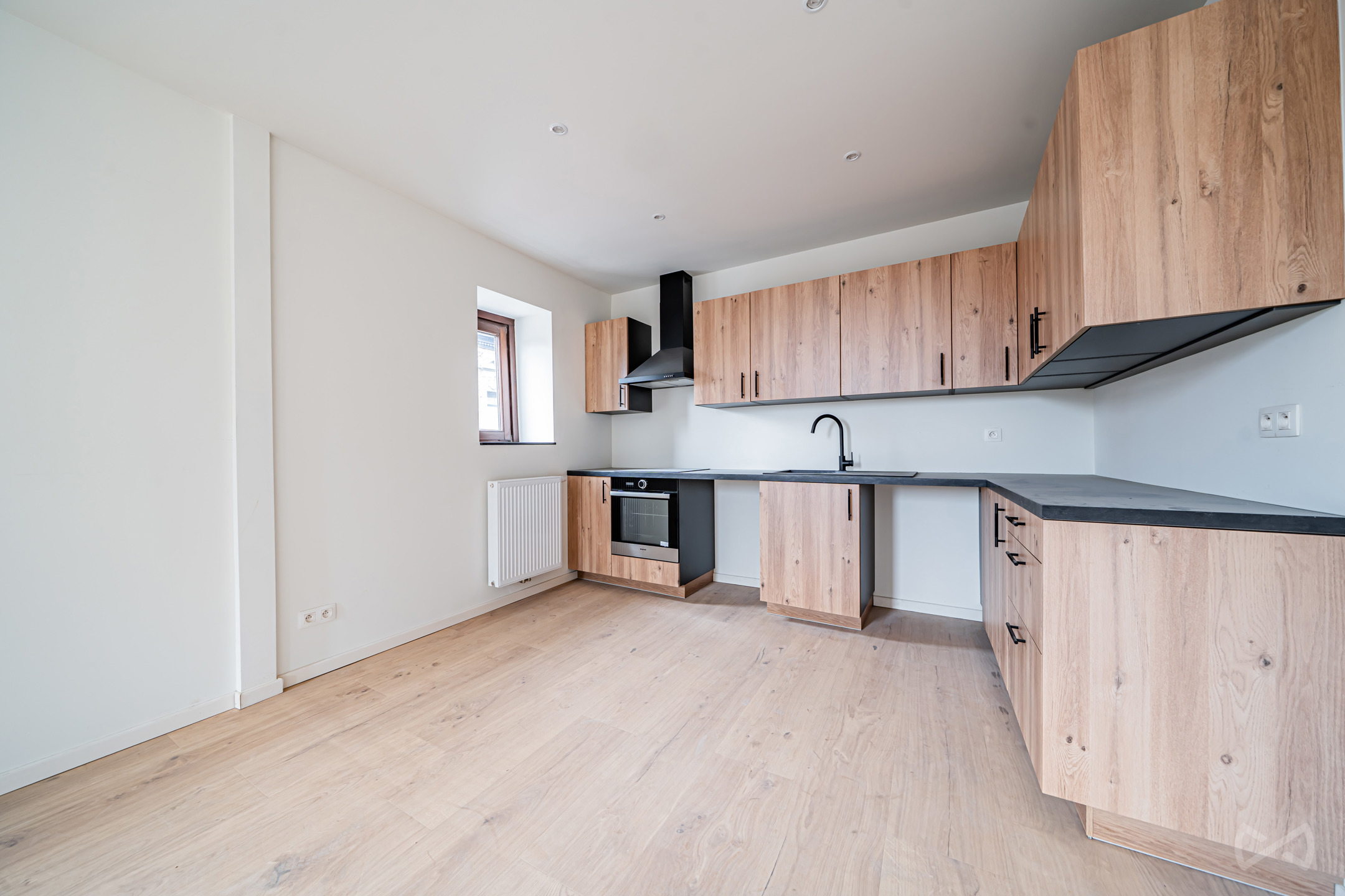 Apartment for sale in Liège with 2 bedrooms - photo 2