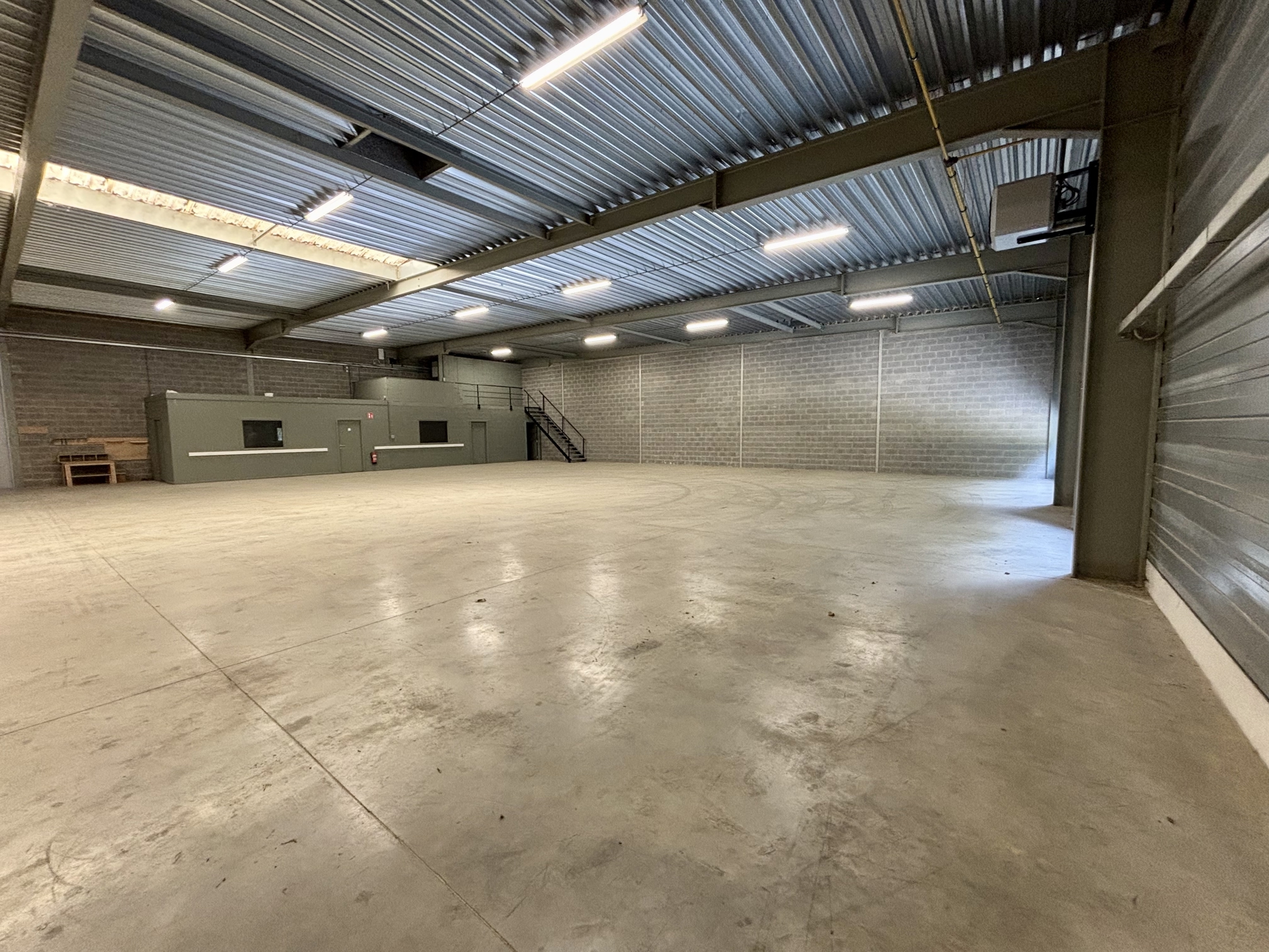 Opslag te huur in Hasselt! - foto 4
