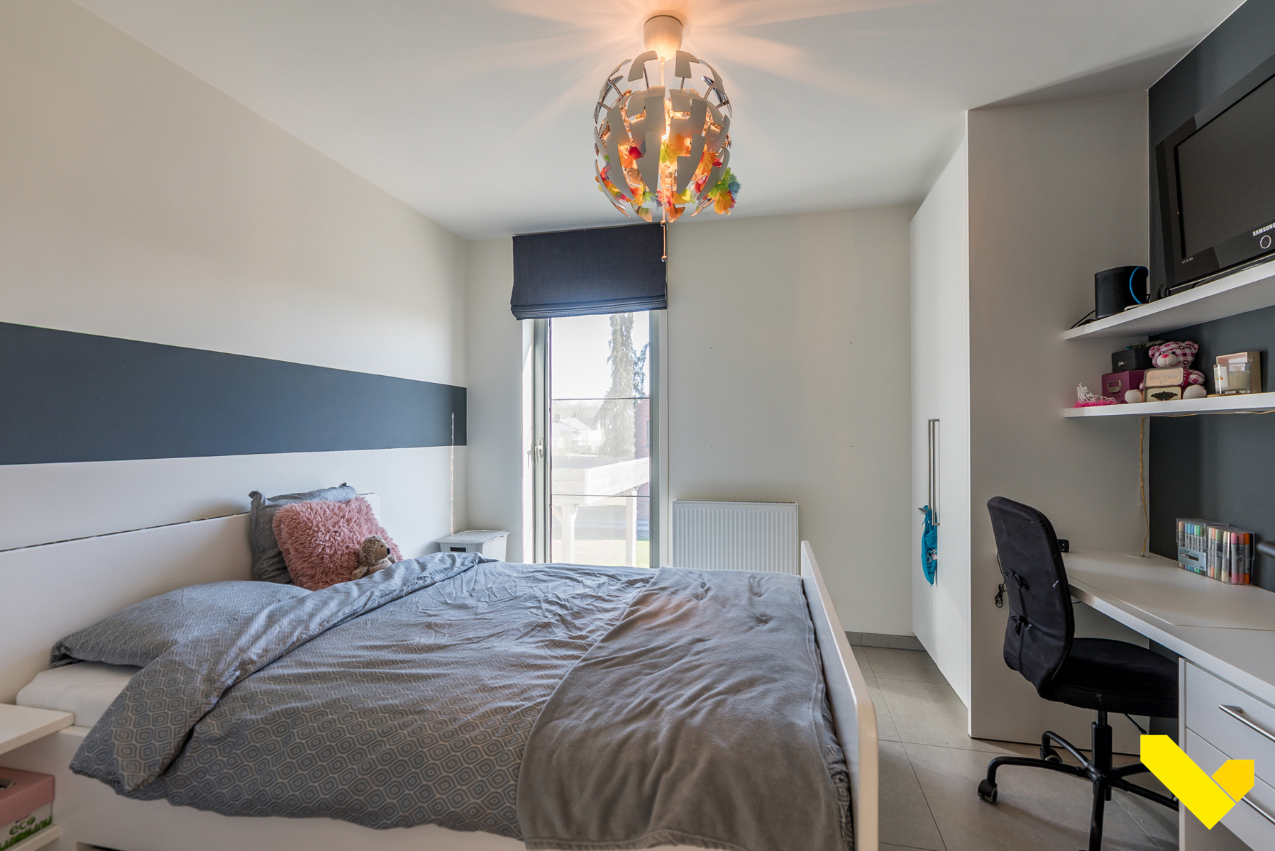 Ruime en verrassende woning met tuin en achterliggende weide - foto 5