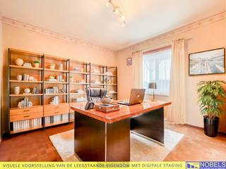 Op UITERST GUNSTIGE LIGGING in centrum Zottegem vinden we dit INSTAPKLAAR APPARTEMENT met 3 SLAAPKAMERS.<br />Deze eigendom werd steeds ZEER GOED ONDERHOUDEN en is AFGEWERKT MET KWALITATIEVE MATERIALEN.<br />Dit RUIM APPARTEMENT heeft een bewoonbare oppervlakte van +-123m² en is verdeeld over de inkom met gastentoilet, LICHTRIJKE WOONKAMER, INGERICHTE KEUKEN, bergruimte, 3 SLAAPKAMERS en een badkamer.  Lift aanwezig!<br />Kortom de IDEALE NIEUWE THUIS OF INVESTERINGSEIGENDOM (verhuurd aan <strong>885 euro/maand</strong>)!<br /><br />Adres: Heldenlaan 17 te Zottegem