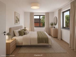 <h1><span>IN SQUARE APPARTEMENT A12</span></h1><h2><span>Appartement neuf 2 chambres de 89,61 m² avec balcon</span></h2><p><span>TREVI La Propriété vous présente l'appartement </span><span>A12</span><span>, un logement neuf de </span><span>89,61 m²</span><span> situé au </span><span>premier étage</span><span> de la Résidence 1 du projet résidentiel </span><span>IN SQUARE</span><span>, à Gilly.</span></p><p><span>Cet appartement de deux chambres se distingue par sa distribution fonctionnelle, son agréable </span><span>balcon de 9 m²</span><span> et sa belle luminosité naturelle. Grâce à ses ouvertures réparties sur plusieurs façades, le logement profite dune agréable sensation d'espace et dune orientation particulièrement favorable.</span></p><h2><span>COMPOSITION</span></h2><p><span>L'appartement se compose comme suit :</span></p><ul><li><span>Hall d'entrée et de distribution </span></li><li><span>Séjour avec cuisine ouverte d'environ </span><span>28,90 m²</span><span> </span></li><li><span>Balcon privatif de </span><span>9 m²</span><span> </span></li><li><span>Première chambre d'environ </span><span>13,77 m²</span><span> </span></li><li><span>Seconde chambre d'environ </span><span>11,17 m²</span><span> </span></li><li><span>Salle de douche </span></li><li><span>WC indépendant </span></li><li><span>Local technique et buanderie privatifs </span></li></ul><p><span>Le hall central dessert séparément l'espace de vie, les deux chambres, la salle de douche, le WC ainsi que le local technique.</span></p><h2><span>UN ESPACE DE VIE LUMINEUX</span></h2><p><span>Le séjour avec cuisine ouverte présente des dimensions intérieures d'environ </span><span>4,29 m sur 6,74 m</span><span>, soit une surface proche de </span><span>29 m²</span><span>.</span></p><p><span>Sa configuration permet d'aménager confortablement :</span></p><ul><li><span>Une cuisine équipée ouverte </span></li><li><span>Un espace salle à manger </span></li><li><span>Un véritable coin salon </span></li></ul><p><span>La cuisine est prévue sur le mur nord de la pièce, sur un linéaire d'environ </span><span>4,29 m</span><span>. Le plan prévoit notamment les emplacements nécessaires pour l'évier, la plaque de cuisson, le lave-vaisselle ainsi que les différents meubles de rangement.</span></p><p><span>Le séjour bénéficie de plusieurs grandes baies vitrées descendant jusqu'au sol, dont une ouverture donnant directement accès au balcon.</span></p><p><span>Cette configuration apporte une excellente luminosité naturelle et renforce la sensation d'ouverture de la pièce.</span></p><h2><span>BALCON PRIVATIF</span></h2><p><span>Le balcon présente une superficie de </span><span>9 m²</span><span>, avec des dimensions approximatives de </span><span>4,00 m sur 2,25 m</span><span>.</span></p><p><span>Sa profondeur permet d'y installer confortablement :</span></p><ul><li><span>Une table extérieure </span></li><li><span>Plusieurs fauteuils </span></li><li><span>Un petit salon de jardin </span></li><li><span>Des plantations ou éléments décoratifs </span></li></ul><p><span>Il constitue un véritable prolongement de l'espace de vie.</span></p><h2><span>DEUX CHAMBRES CONFORTABLES</span></h2><h3><span>Chambre principale</span></h3><p><span>La chambre principale est implantée dans l'angle sud-est de l'appartement.</span></p><p><span>Elle présente des dimensions d'environ </span><span>4,56 m sur 3,02 m</span><span>, soit une superficie proche de </span><span>13,77 m²</span><span>.</span></p><p><span>Elle profite de deux grandes ouvertures vitrées réparties sur les façades sud et est, offrant une belle luminosité naturelle.</span></p><p><span>La pièce permet d'accueillir aisément :</span></p><ul><li><span>Un lit double </span></li><li><span>Deux tables de nuit </span></li><li><span>Une grande garde-robe </span></li><li><span>Un espace de rangement complémentaire </span></li></ul><h3><span>Seconde chambre</span></h3><p><span>La seconde chambre mesure approximativement </span><span>4,56 m sur 2,45 m</span><span>, soit environ </span><span>11,17 m²</span><span>.</span></p><p><span>Elle peut être aménagée comme :</span></p><ul><li><span>Chambre d'enfant </span></li><li><span>Chambre d'amis </span></li><li><span>Bureau </span></li><li><span>Espace polyvalent </span></li></ul><p><span>Elle bénéficie également dune grande ouverture vitrée sur la façade est.</span></p><h2><span>SALLE DE DOUCHE ET ESPACES TECHNIQUES</span></h2><p><span>La salle de douche est prévue pour accueillir :</span></p><ul><li><span>Une douche </span></li><li><span>Un meuble lavabo </span></li><li><span>Un sèche-serviette électrique </span></li><li><span>Les équipements sanitaires nécessaires </span></li></ul><p><span>Un </span><span>WC indépendant</span><span> complète l'espace sanitaire, apportant davantage de confort au quotidien.</span></p><p><span>Le local technique privatif fait également office de buanderie. Il prévoit notamment les emplacements pour :</span></p><ul><li><span>Le lave-linge </span></li><li><span>Le sèche-linge </span></li><li><span>Le boiler électrique </span></li><li><span>L'onduleur photovoltaïque </span></li><li><span>Les différents équipements techniques du logement </span></li></ul><h2><span>CONFORT ÉNERGÉTIQUE</span></h2><p><span>IN SQUARE est un nouveau quartier résidentiel conçu sans raccordement au gaz et visant une performance énergétique de niveau </span><span>PEB A+</span><span>.</span></p><p><span>L'appartement bénéficie notamment de :</span></p><ul><li><span>Une enveloppe thermique renforcée </span></li><li><span>Un chauffage électrique de nouvelle génération </span></li><li><span>Un thermostat individuel programmable </span></li><li><span>Une ventilation double flux individuelle avec récupération de chaleur </span></li><li><span>Des panneaux solaires photovoltaïques individuels </span></li><li><span>Un boiler électrique individuel </span></li><li><span>Un sèche-serviette électrique dans la salle de douche </span></li><li><span>La possibilité d'installer une batterie domestique en option </span></li></ul><p><span>Cette conception permet de réduire les besoins en chauffage, les frais d'entretien et les consommations énergétiques.</span></p><h2><span>UNE RÉSIDENCE À TAILLE HUMAINE</span></h2><p><span>La Résidence 1 comprend seulement </span><span>cinq appartements</span><span>, répartis sur trois niveaux.</span></p><p><span>Les occupants bénéficient également de :</span></p><ul><li><span>Un local à vélos couvert et sécurisé </span></li><li><span>Un local à poubelles commun </span></li><li><span>Des équipements techniques communs </span></li><li><span>Des emplacements de stationnement extérieurs </span></li></ul><p><span>L'appartement est commercialisé avec un </span><span>emplacement de parking extérieur privatif</span><span>.</span></p><p><span>Le projet ne comporte pas de cave.</span></p><h2><span>LE PROJET IN SQUARE</span></h2><p><span>IN SQUARE prend place sur l'ancien site hospitalier Saint-Joseph à Gilly et participe à la création d'un nouveau quartier résidentiel contemporain.</span></p><p><span>Le projet se distingue par :</span></p><ul><li><span>Une architecture moderne </span></li><li><span>Des bâtiments à taille humaine </span></li><li><span>Des espaces paysagers et végétalisés </span></li><li><span>Des cheminements cyclo-piétons sécurisés </span></li><li><span>Des stationnements extérieurs </span></li><li><span>Une attention particulière portée à la mobilité douce </span></li><li><span>Des possibilités d'équipement pour la recharge électrique </span></li></ul><h2><span>SITUATION ET ACCESSIBILITÉ</span></h2><p><span>Le projet est situé rue Marguerite Depasse à Gilly, dans un environnement principalement résidentiel.</span></p><p><span>À proximité :</span></p><ul><li><span>Commerces et services à environ 300 m </span></li><li><span>École maternelle et primaire à environ 400 m </span></li><li><span>Parc Misonne à environ 700 m </span></li><li><span>N90 à environ 850 m </span></li><li><span>Nouvel hôpital GHDC Les Viviers à environ 1,5 km </span></li><li><span>R3 à environ 1,5 km </span></li><li><span>Complexe sportif de Gilly à environ 1,7 km </span></li><li><span>Centre commercial Ville 2 à environ 2,3 km </span></li><li><span>Centre de Charleroi accessible en quelques minutes </span></li></ul><h2><span>LES POINTS FORTS</span></h2><p><span>Appartement neuf de </span><span>89,61 m²</span><span><br />Deux chambres confortables<br />Séjour avec cuisine ouverte de près de </span><span>29 m²</span><span><br />Balcon privatif de </span><span>9 m²</span><span><br />Plusieurs grandes baies vitrées<br />Chambre principale à double orientation<br />Salle de douche et WC séparé<br />Buanderie et local technique privatifs<br />Performance énergétique </span><span>PEB A+ visée</span><span><br />Panneaux photovoltaïques individuels<br />Ventilation double flux<br />Résidence de seulement cinq appartements<br />Parking extérieur privatif<br />Nouveau quartier résidentiel et végétalisé</span></p>