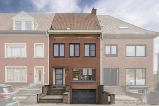 Ontdek dit huis via pre-sale op 09/05 tussen 09 en 14u, dinsdag 12/05 en woe 13/05 op afspraak. Tegen vrij 15/05 kan iedereen een eenmalig maximaal voorstel uitbrengen. Meer info via matthias.vanneste@dewaele.com of 0479 67 68 48Opgepast: pas beschikbaar vanaf maart 2027!Ontdek dit instapklaar huis te koop in Sint-Elisabeth Deze woning werd doorheen de jaren grondig gerenoveerd en combineert comfort met uitbreidingsmogelijkheden.Vandaag beschikt de woning over 2 volwaardige slaapkamers en een prachtig vernieuwde badkamer. De derde kamer kan volledig naar eigen wens ingericht worden en er is de mogelijkheid voor vaste trap naar zolder (+2 slpk)De woning werd technisch sterk aangepakt met onder meer een nieuwe keuken, nieuwe badkamer, vernieuwde elektriciteit, nieuwe ramen en een recente cv-ketel. Ook het dak werd geïsoleerd, wat bijdraagt aan het energiecomfort.Troeven:Instapklaar huis in Sint-Elisabeth2 slaapkamers + uitbreidingsmogelijkheden tot 5 kamersVernieuwde keuken en badkamerElektriciteit, ramen en cv-ketel vernieuwdGeïsoleerd dakZuidgerichte tuin met terrasVolledig onderkelderdGarage en opritRustige ligging in doodlopende straatDe eigendom wordt aangeboden via de Pre-sale formule. Van 09/05/2026 om 00:00 tot 15/05/2026 om 00:00 kan u de woning op afspraak komen bezichtigen en een bod uitbrengen. De vermelde prijs is een instelprijs. Voor meer info, gelieve contact op te nemen met de dossierverantwoordelijke.Bestuursmaatregelen in het maatregelenregister: nee