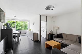 Zin in een instapklaar appartement op een toplocatie in Edegem?Dan is dit misschien wel jouw volgende thuis. Gelegen in de rustige Timmerdonckstraat,...