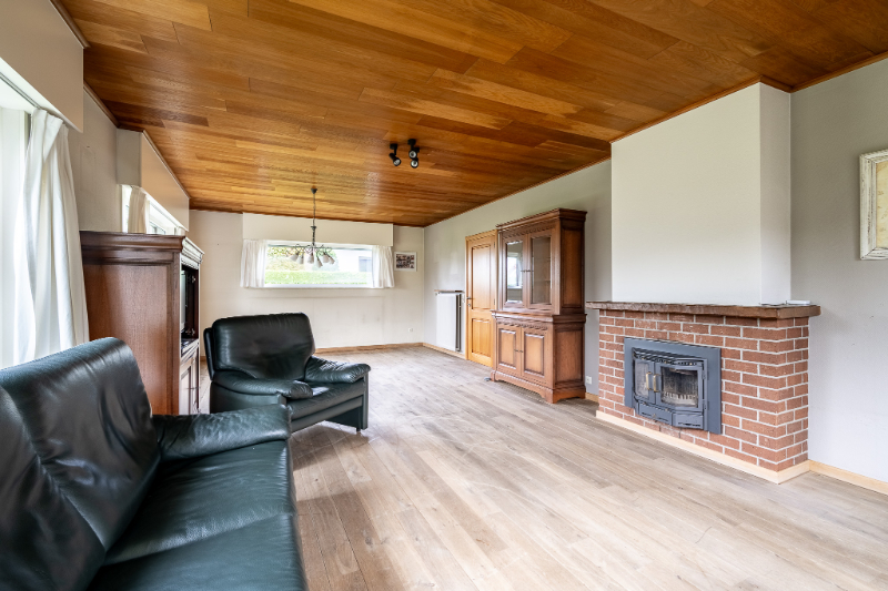 Open bebouwing op mooi perceel in rustige wijk. - photo 4