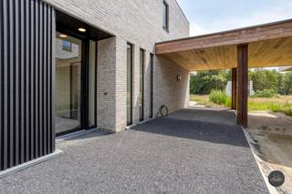 Meer info via info@homixx.be of 016 199 344In deze prachtige BEN-woning geniet u van hedendaags comfort, energiezuinig wonen en een hoogwaardige...