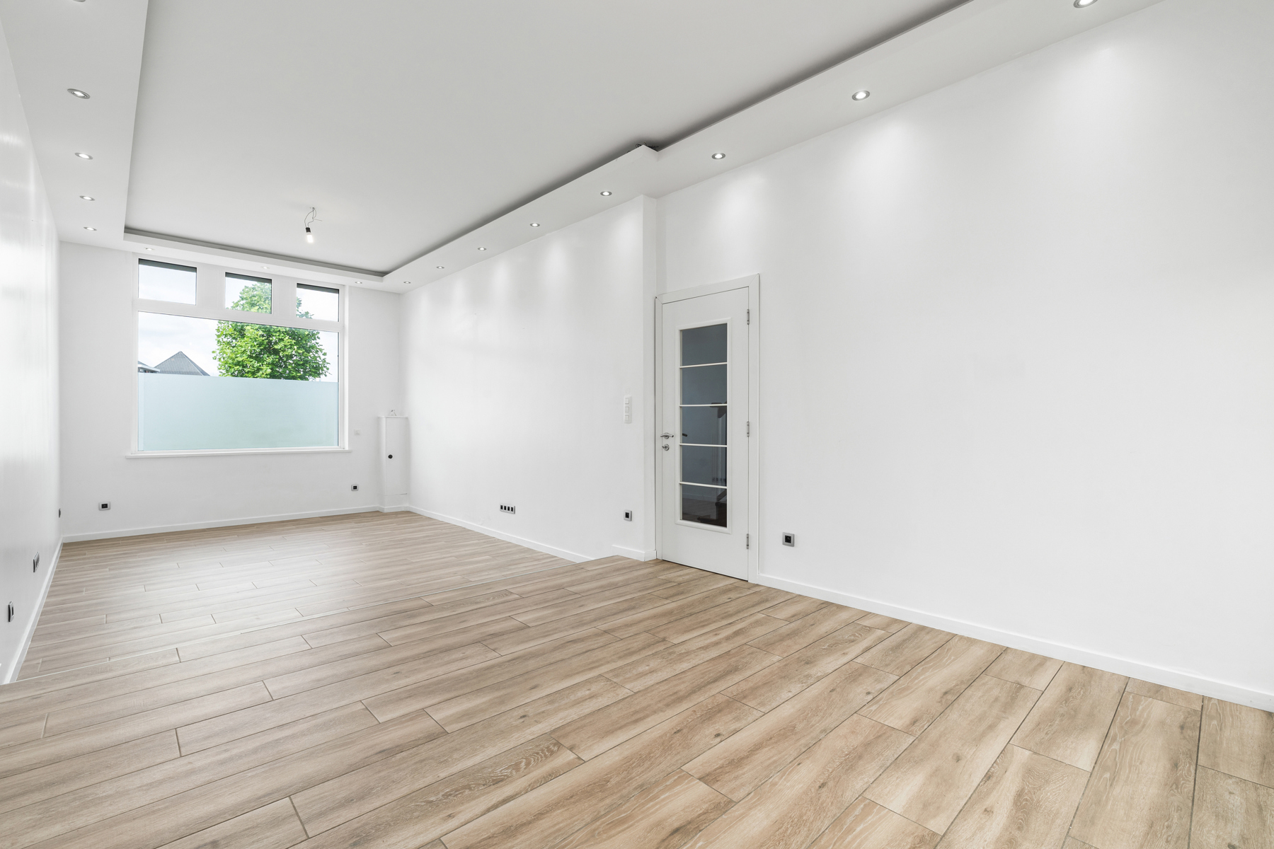 Verrassend ruime grotendeels al gerenoveerde woning, 4 slpks - foto 5