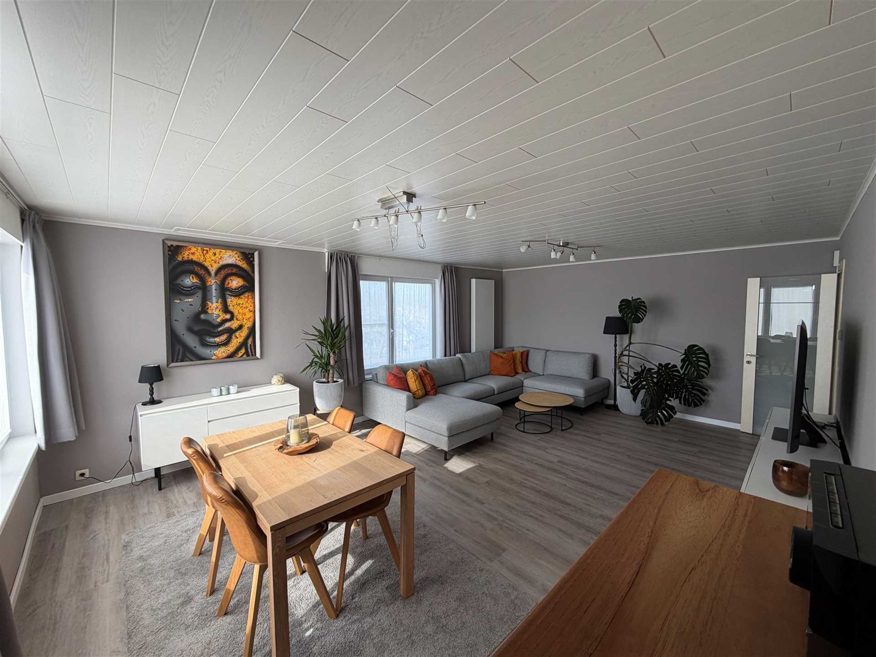 Gerenoveerd 2 slk app en kelder in rustige woonwijk. - foto 3