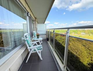 Deze instapklare studio van circa 40m² bevindt zich in een rustig en uitstekend onderhouden gebouw.U geniet van een rustige omgeving terwijl openbaar...