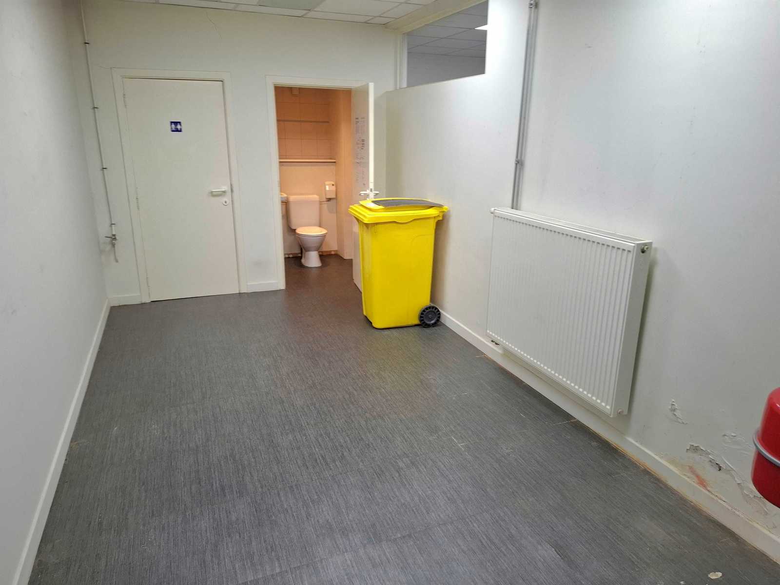 Commercial for rent in Geel - photo 4